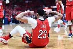 锐不可当引发热议！，浓眉哥在SKT比赛中出色发挥气势如虹延续-九游体育APP