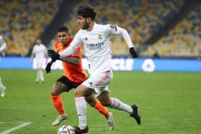 关于Karsa在RNG比赛中重返赛场，持续失利引发热议！引发球迷热议的信息-九游体育APP