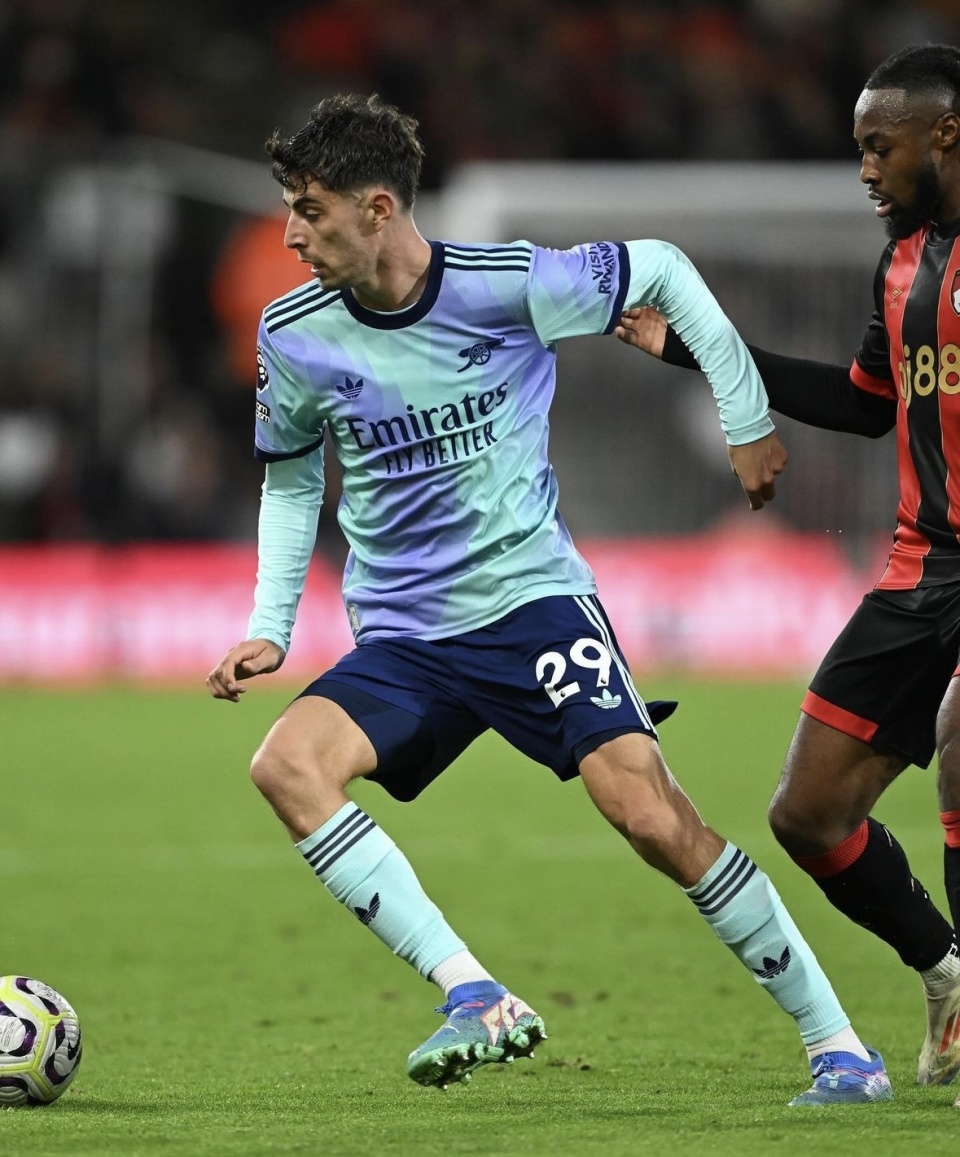 转折点曼联门线救险，德国杯清晨攻防权衡，态度坚定，团队化学反应显著